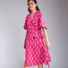 Why you must have a Handloom Dress in your closet?