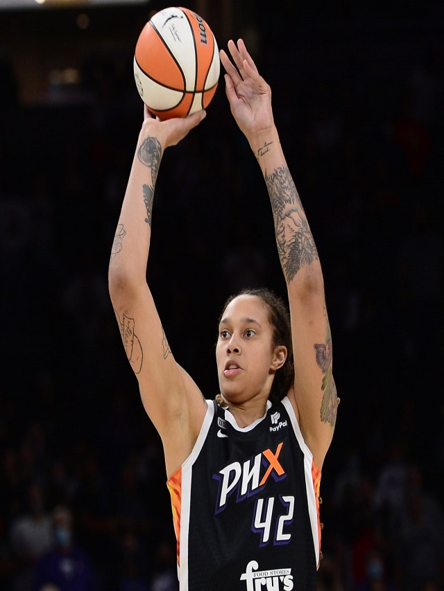 why is brittney griner detained in russia