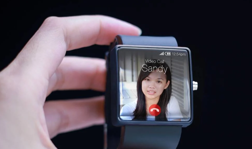 Look for These 7 Things When Picking a Smartwatch in 2022