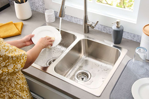 How To Give Your Kitchen An Advanced Look With Modern Kitchen Sinks?