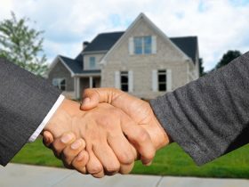 What Does a Real Estate Mentor Do, and How Do You Find One