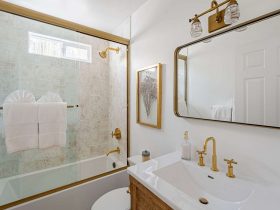 Small Bathroom, Big Impact: Creative Solutions for Limited Spaces